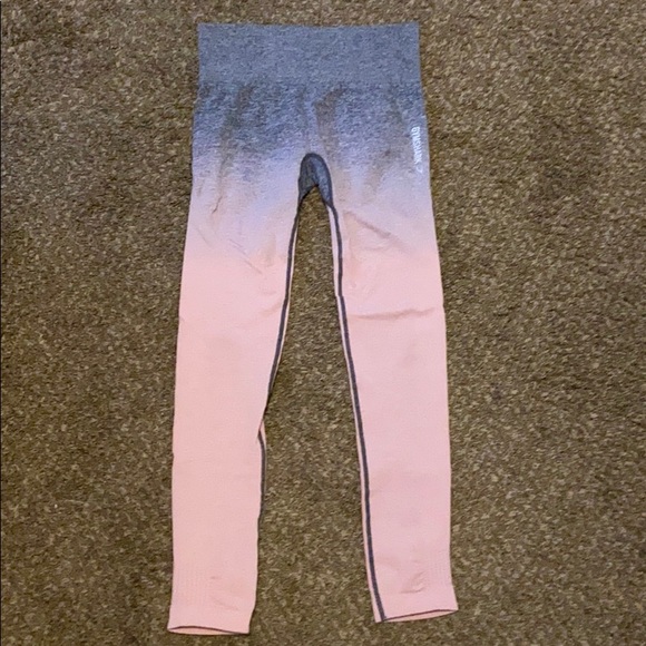 Gymshark Pants - GYMSHARK BABY PINK OMBRE LEGGINGS